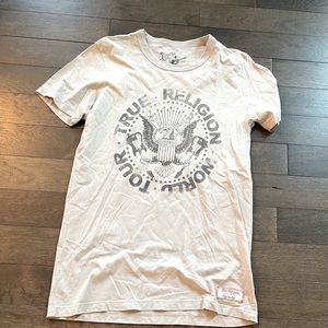 TRUE RELIGION: Grey Men’s Tshirt with black lettering, Size Small